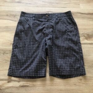 Callaway Men's Dark Gray Patterned Shorts